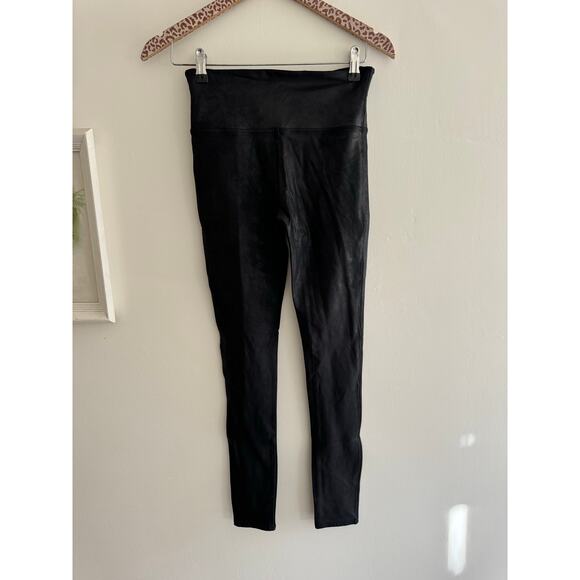 SPANX Faux Leather Black Leggings Size Medium - Picture 3 of 6